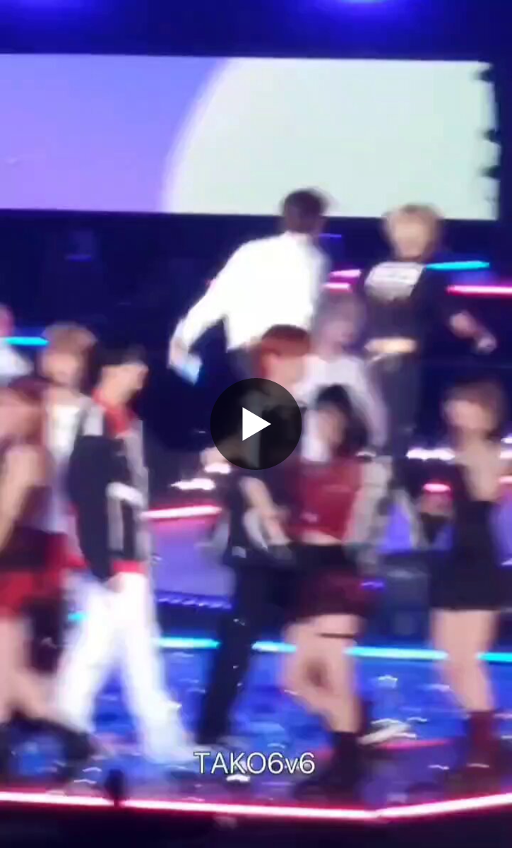 태민♥민호_Taemin_Minho_2min_SHINee_5 (ZOL) on X: 