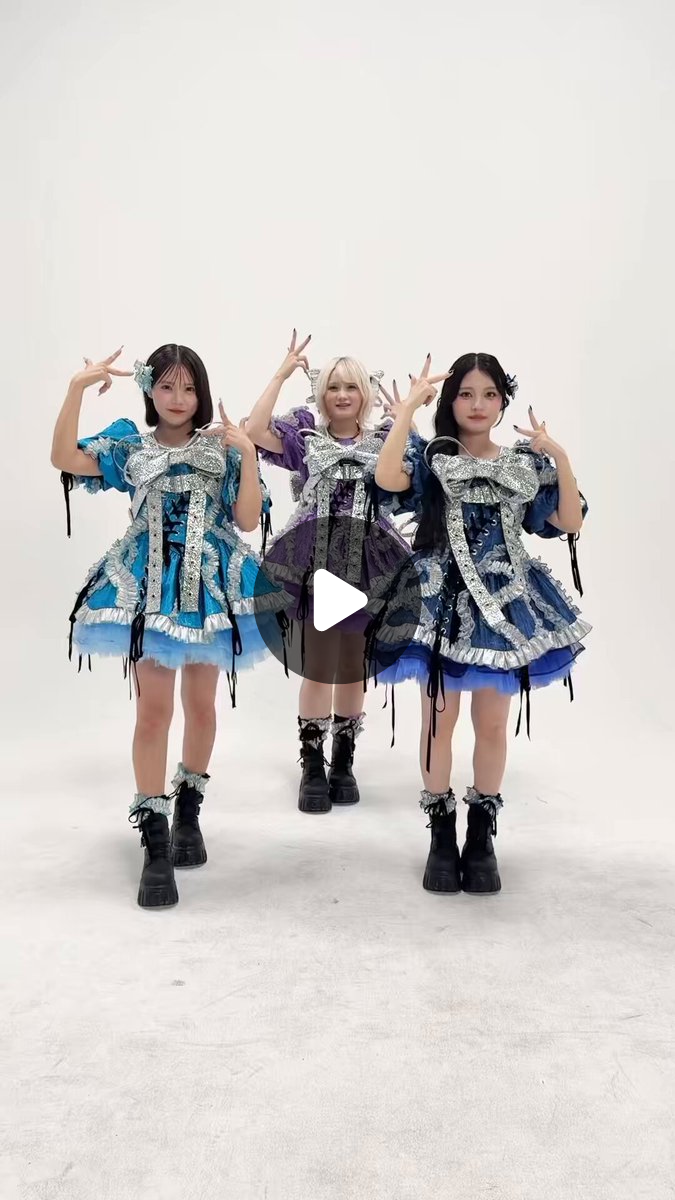 みゅーちゃん 2064903201820946465