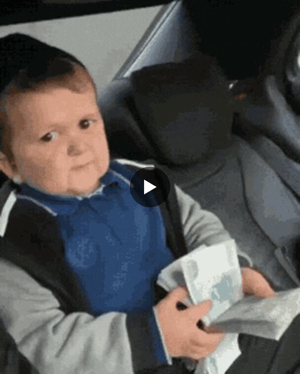 𝐄𝐅𝐅𝐈𝐄 ♱ on X: "Getting the whole comm free vivet" / X