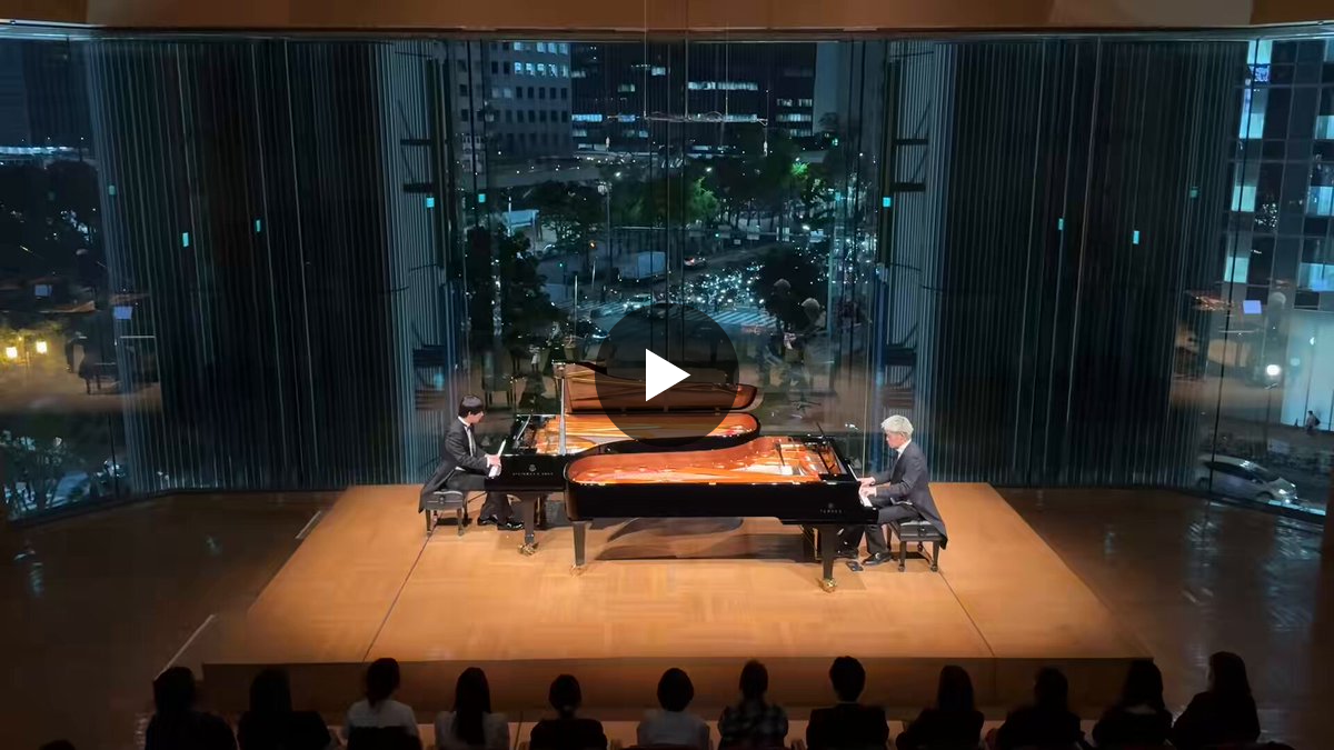 ひょうたんの上に座っている男性　24g ヒビキpiano on X: 