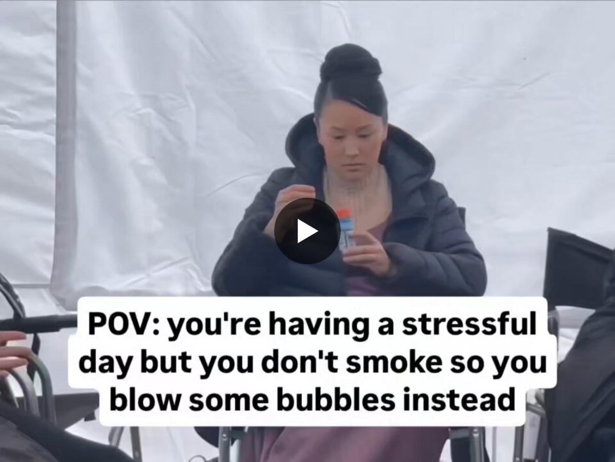 Dee ~ Benophie Bubble on X: 