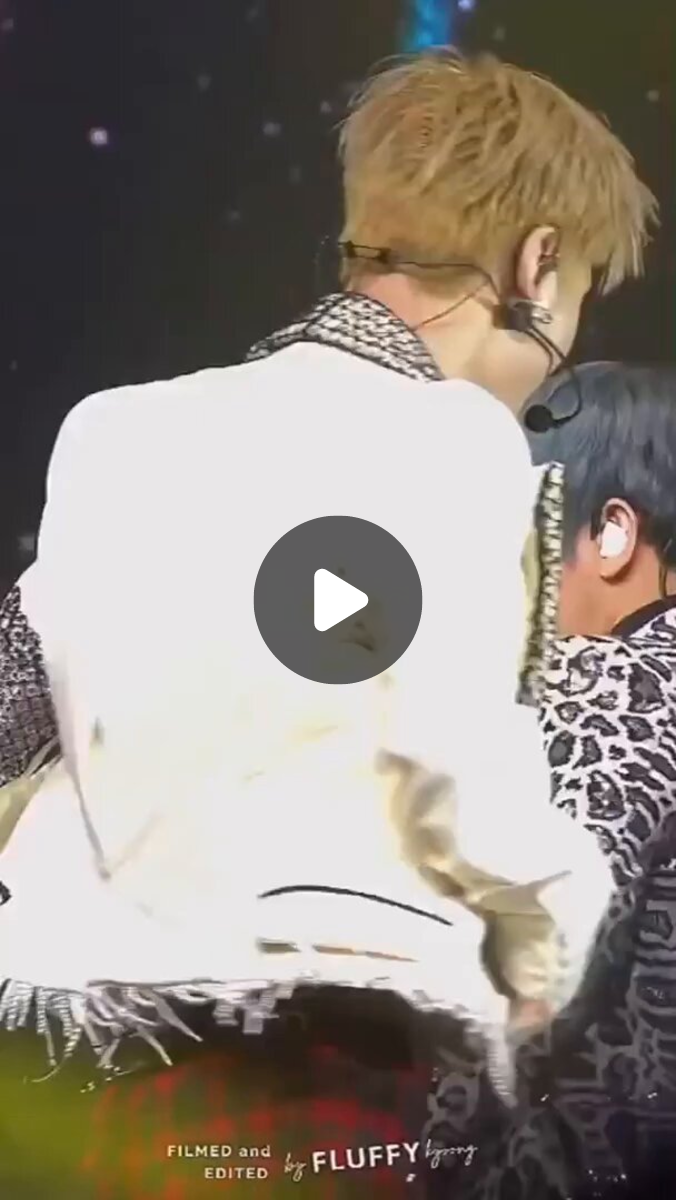 Baekhyun Base on X: "Baekhyun signing "Jopping"" / X
