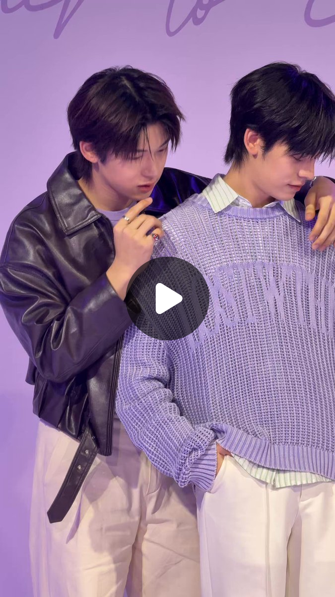 서새결 on X: "누가 이렇게 고능한 자세를...🫣 TTP GUAVA LUMINOUS #BENTONXTEETEEPOR" / X